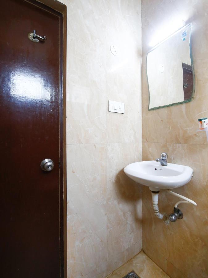 Pleasant Stays - Near Airport Hotel 2*