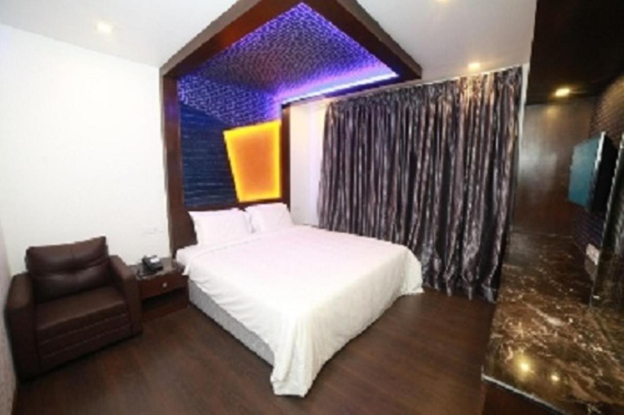 M Grand 3* Chennai