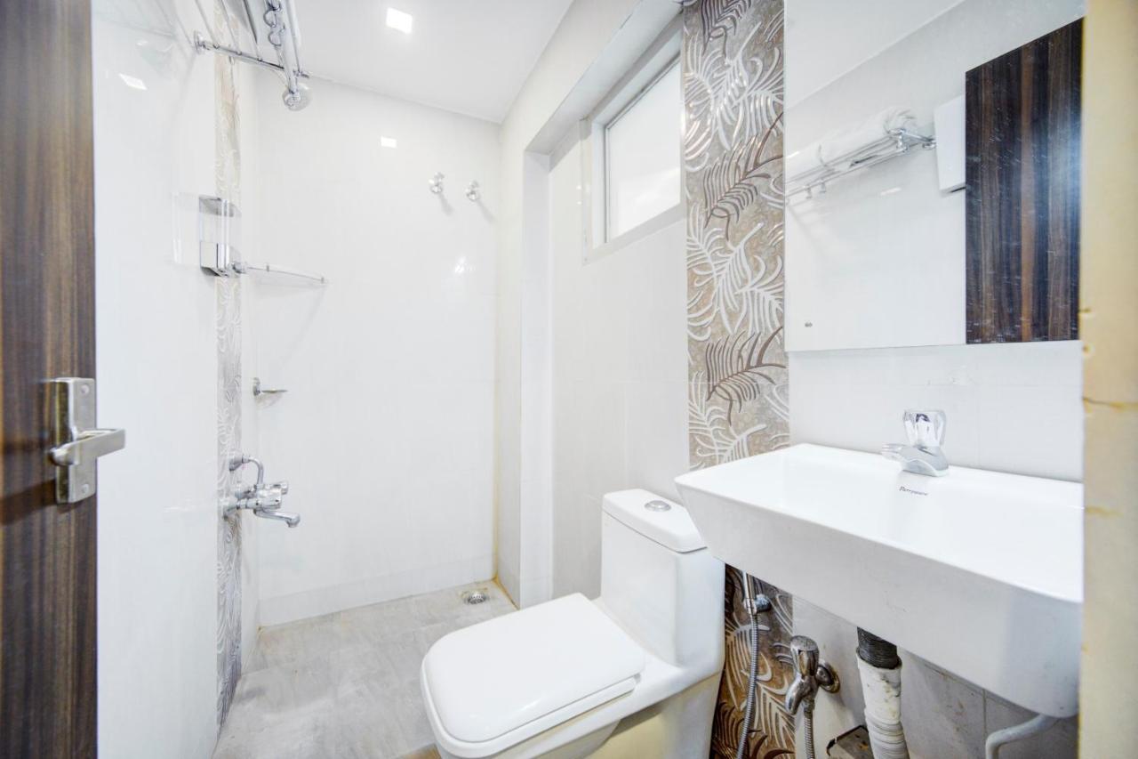 Collection O 75820 Madras Metro Club, T Nagar 3*