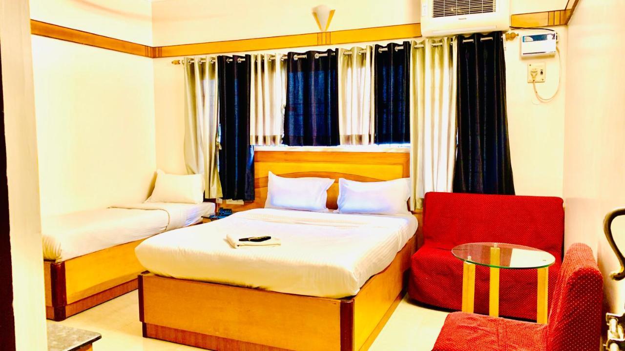 Half Moon Palace Hotel