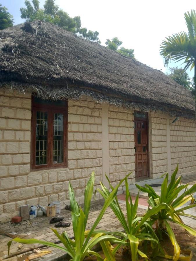Sugam & Convention Centre Hotel