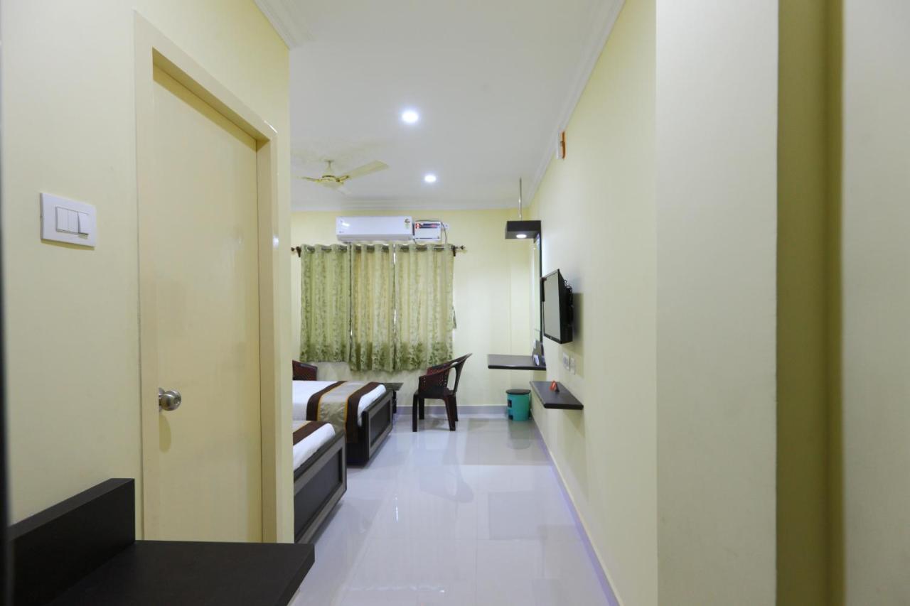 Saibala Deluxe - Near Airport