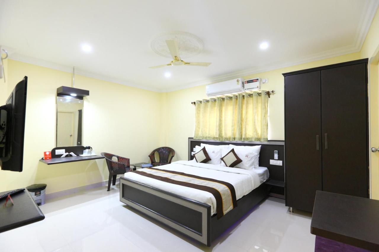Saibala Deluxe - Near Airport Hotel 2*