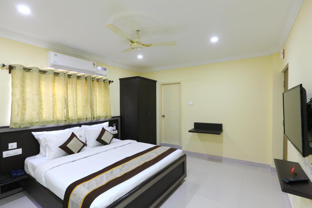 Saibala Deluxe - Near Airport Hotel 2*