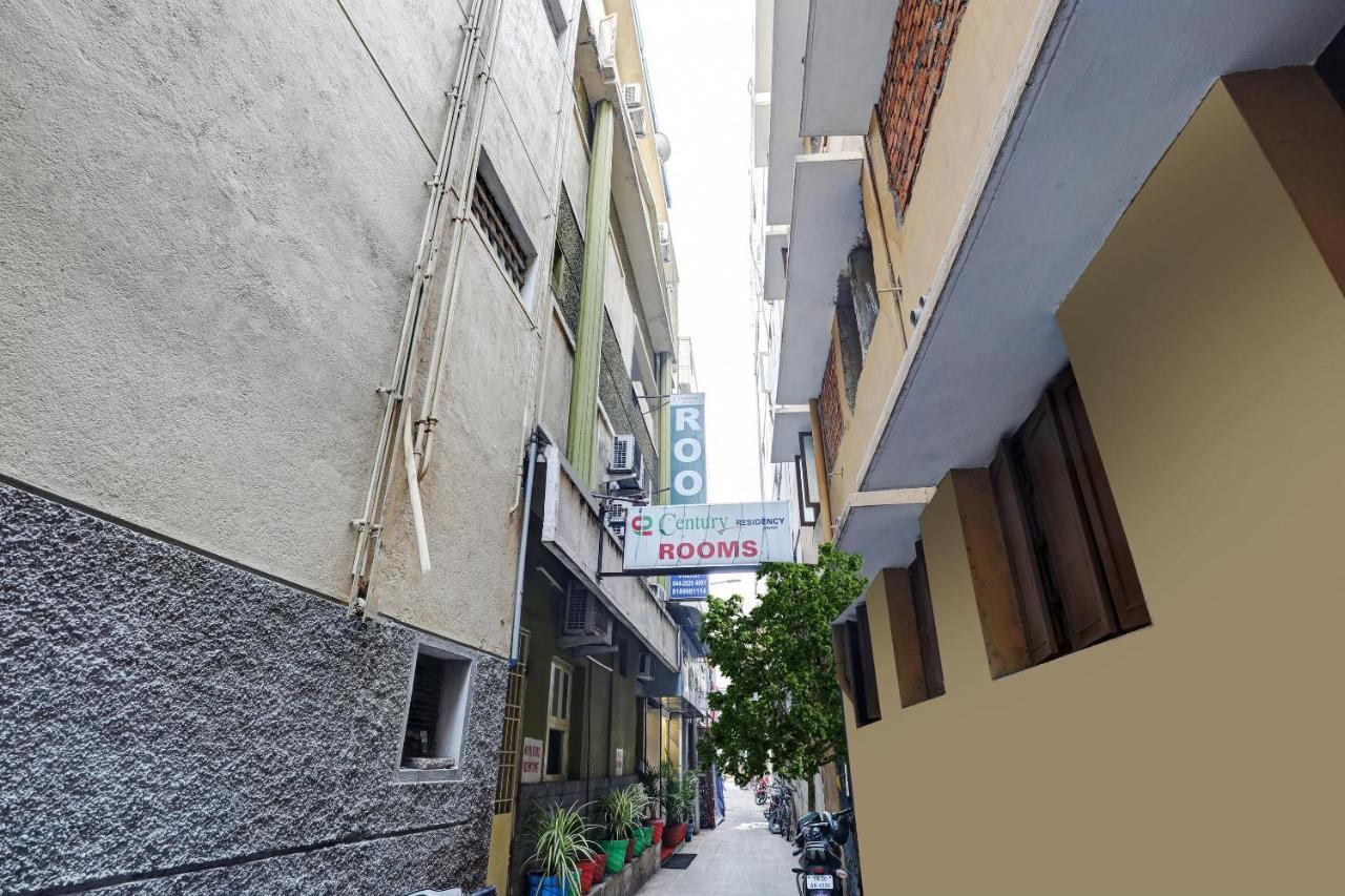 Oyo Flagship 82963 Century Residency Hotel