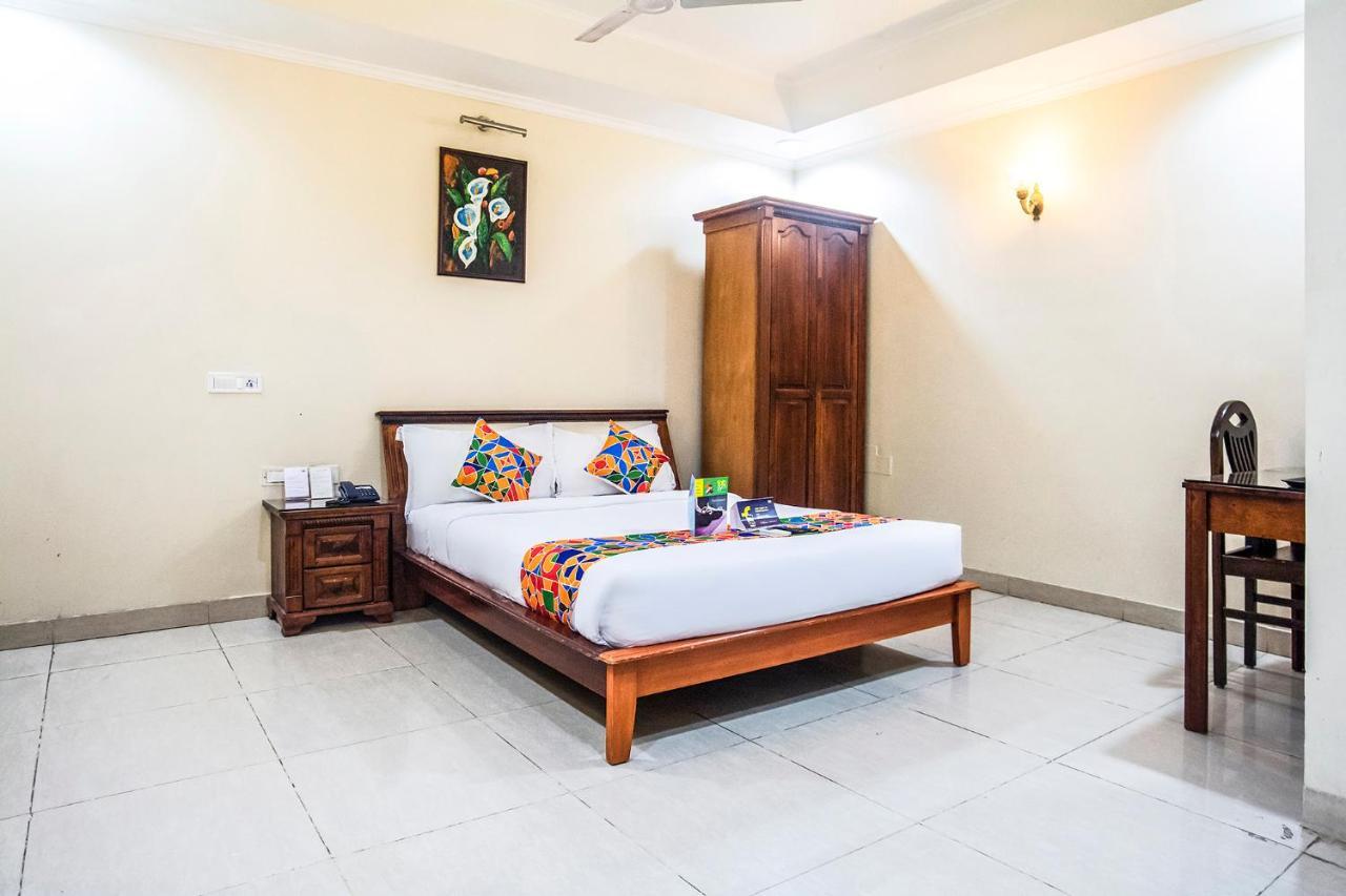 Fabhotel Blossoms Service - Nr Tirumala Tirupati Devasthanam Temple Hotel