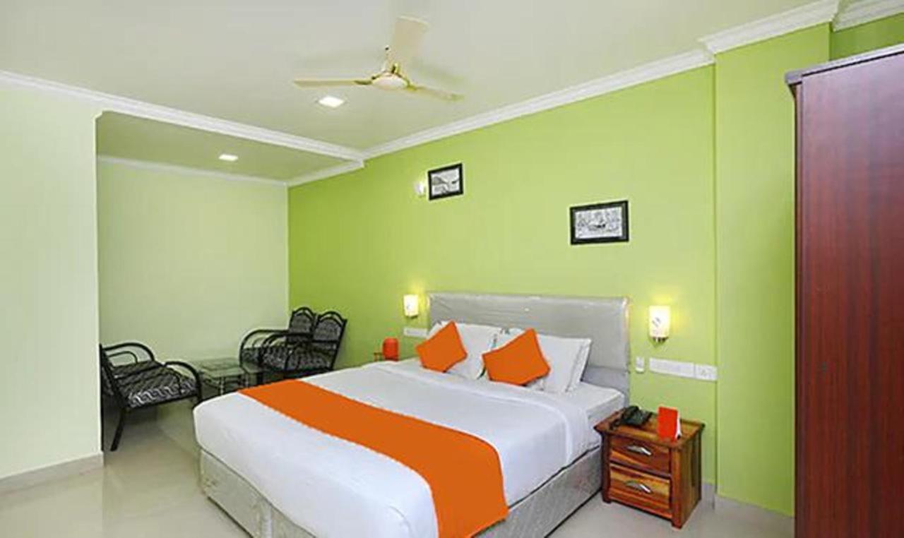 Hotel Fabhotel Mnr Grand