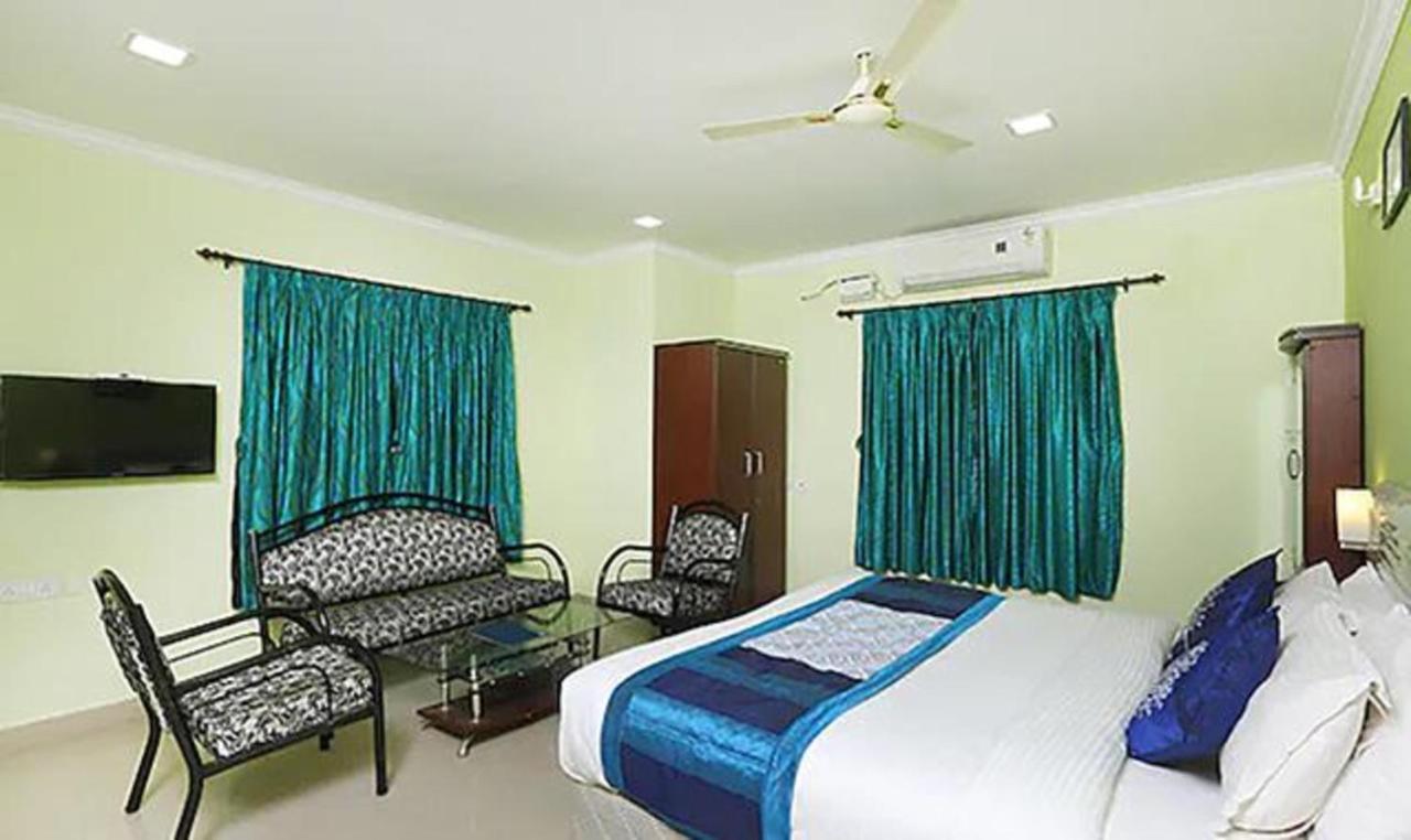 Hotel Fabhotel Mnr Grand Chennai