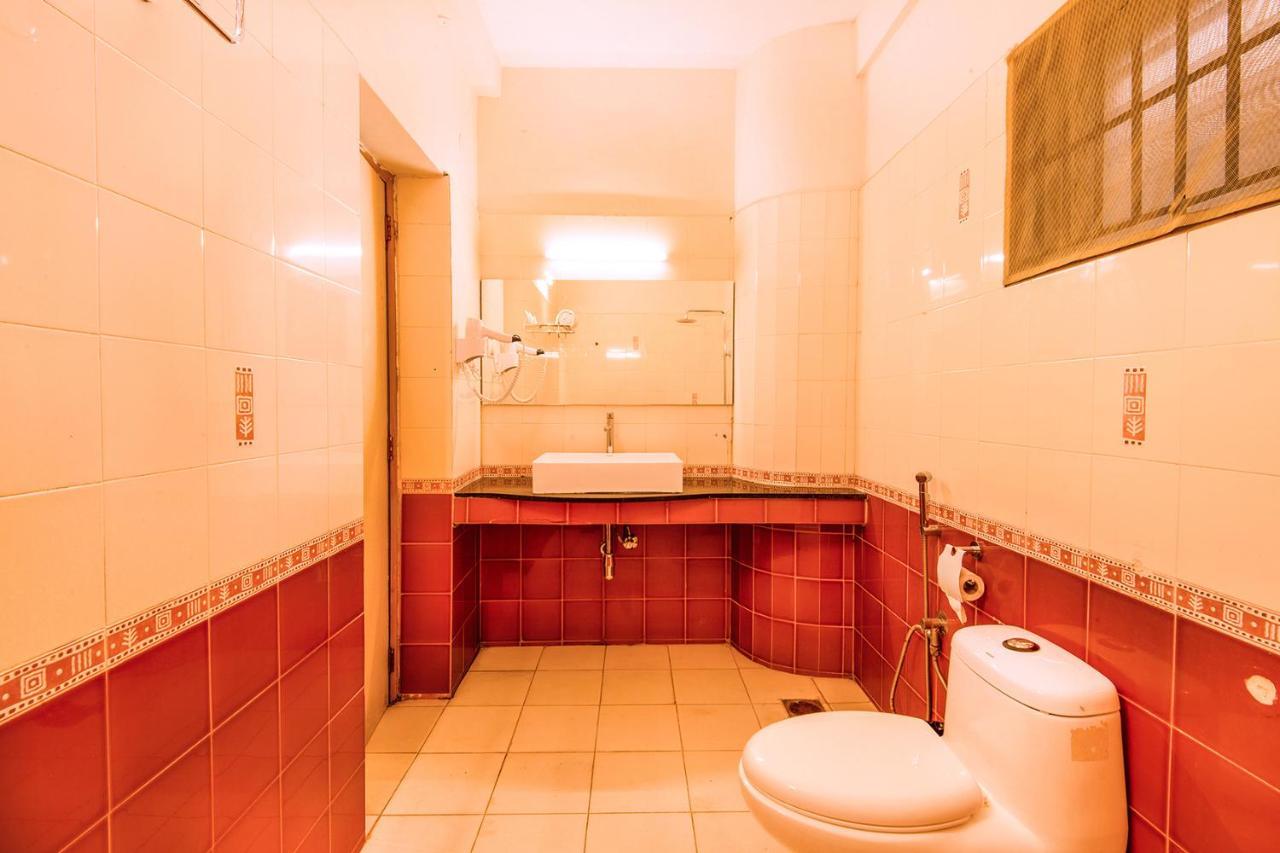 Fabhotel Blossoms Service - T Nagar 3*