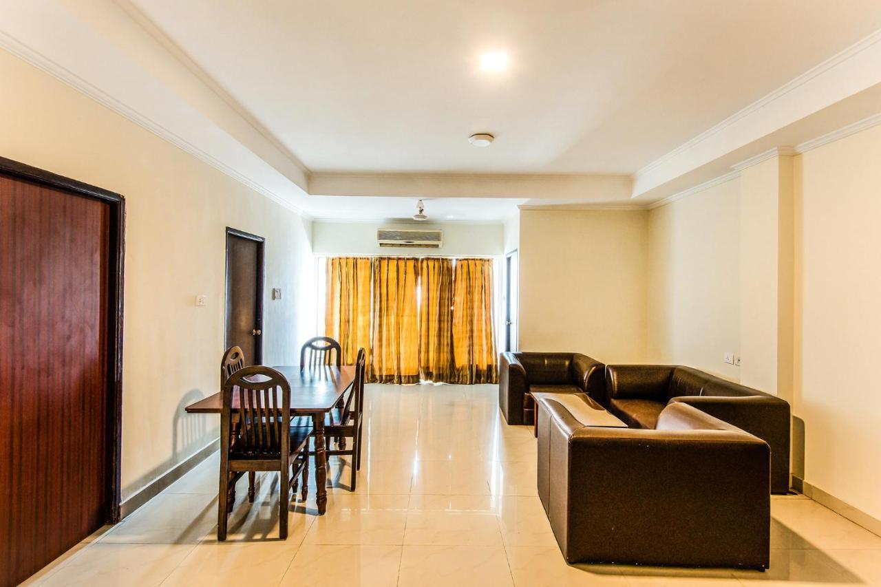 Fabhotel Blossoms Service - T Nagar Hotel