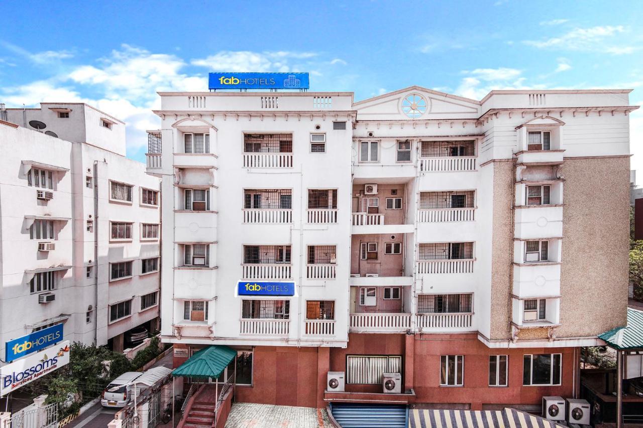 Hotel Fabhotel Blossoms Service - Nr Tirumala Tirupati Devasthanam Temple 3*