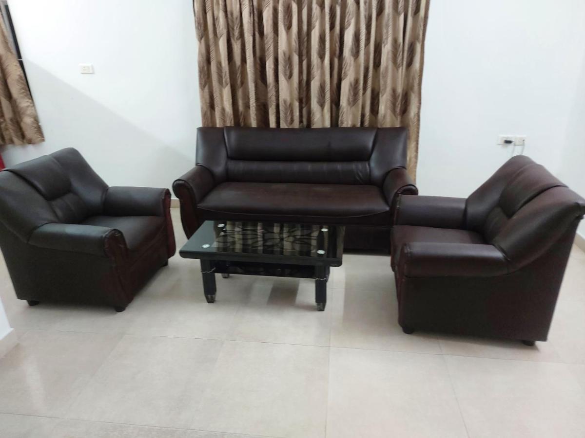 Avuraa Hospitality India Guest house *