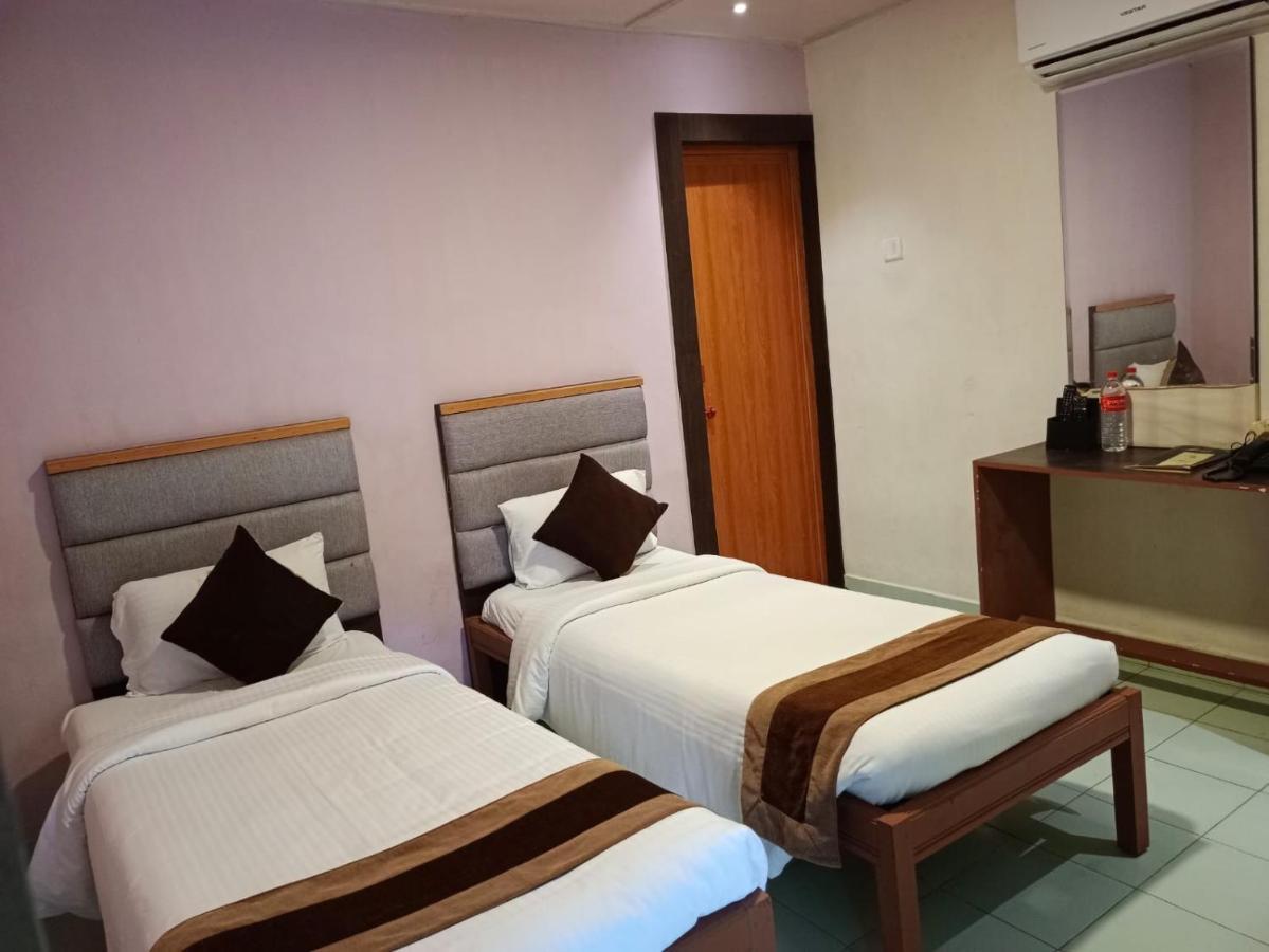 Mermaid & Banquets Resort 3*