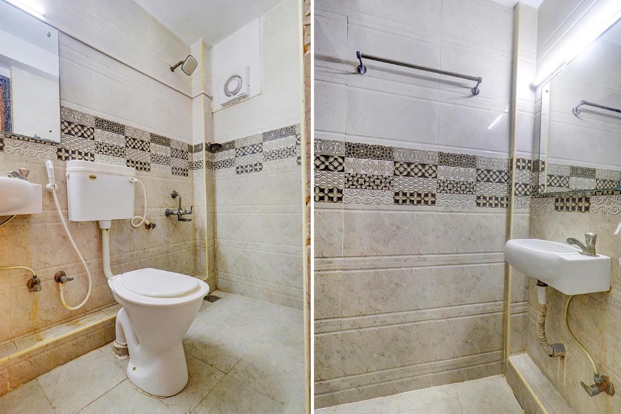 Hotel Fabhotel Royal Park Residency 3*