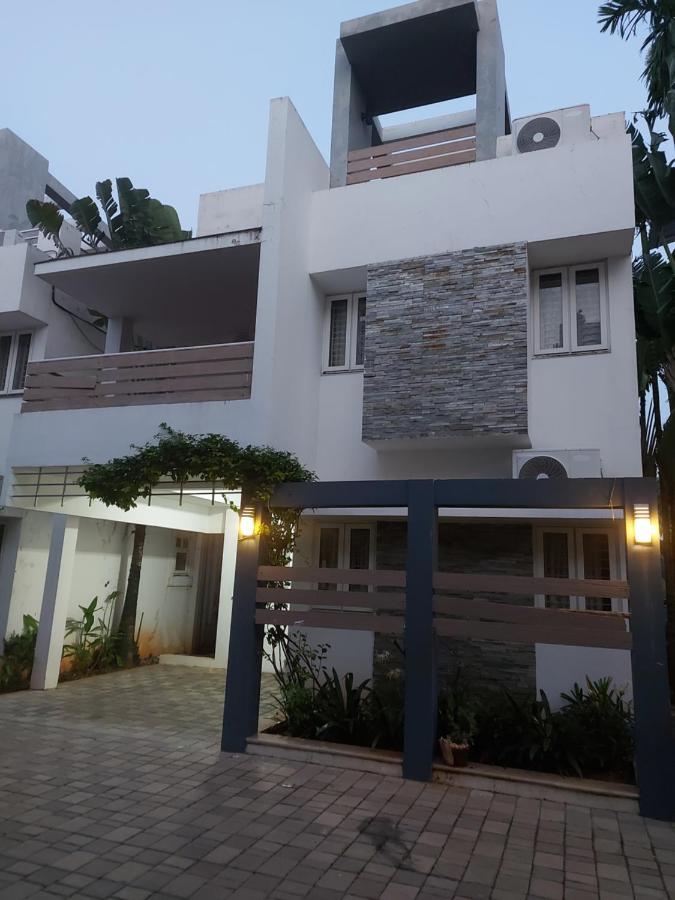 Guest house Avuraa Hospitality India *