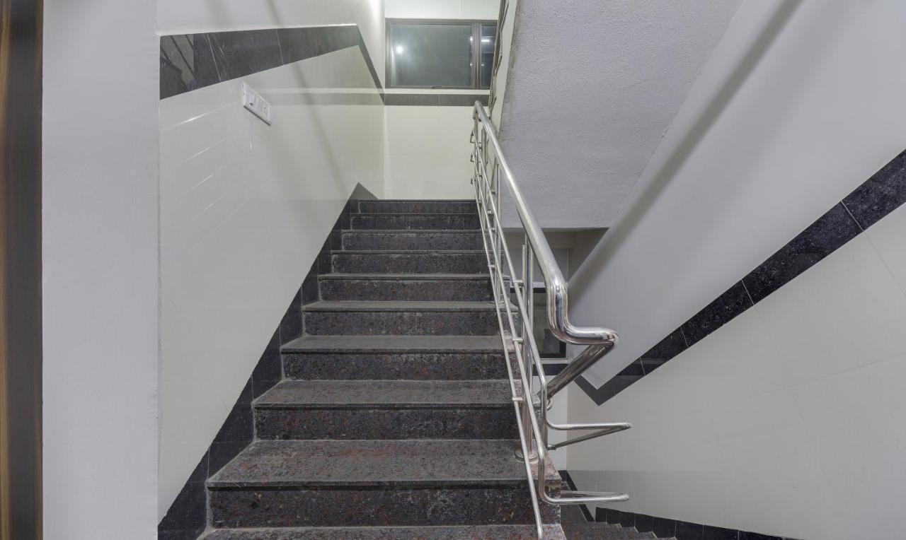 Hotel Treebo Trend Rithikha Crest Ashok Nagar 3*