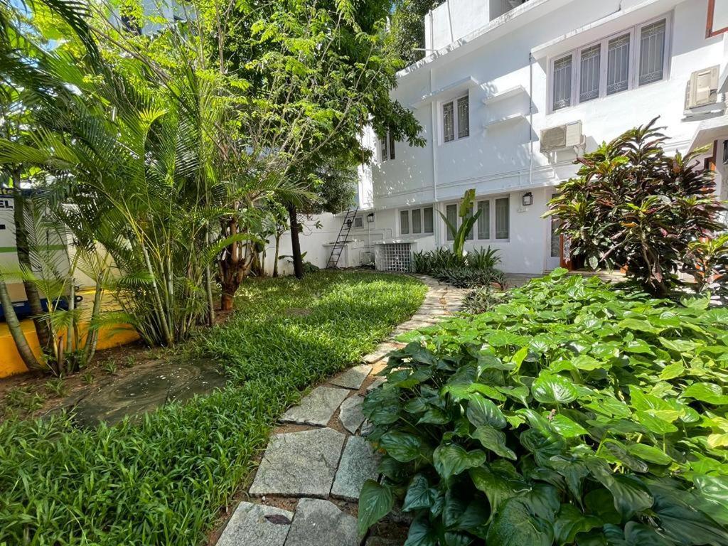 Hanu Reddy Residences - Nawab Habibullah Avenue Chennai