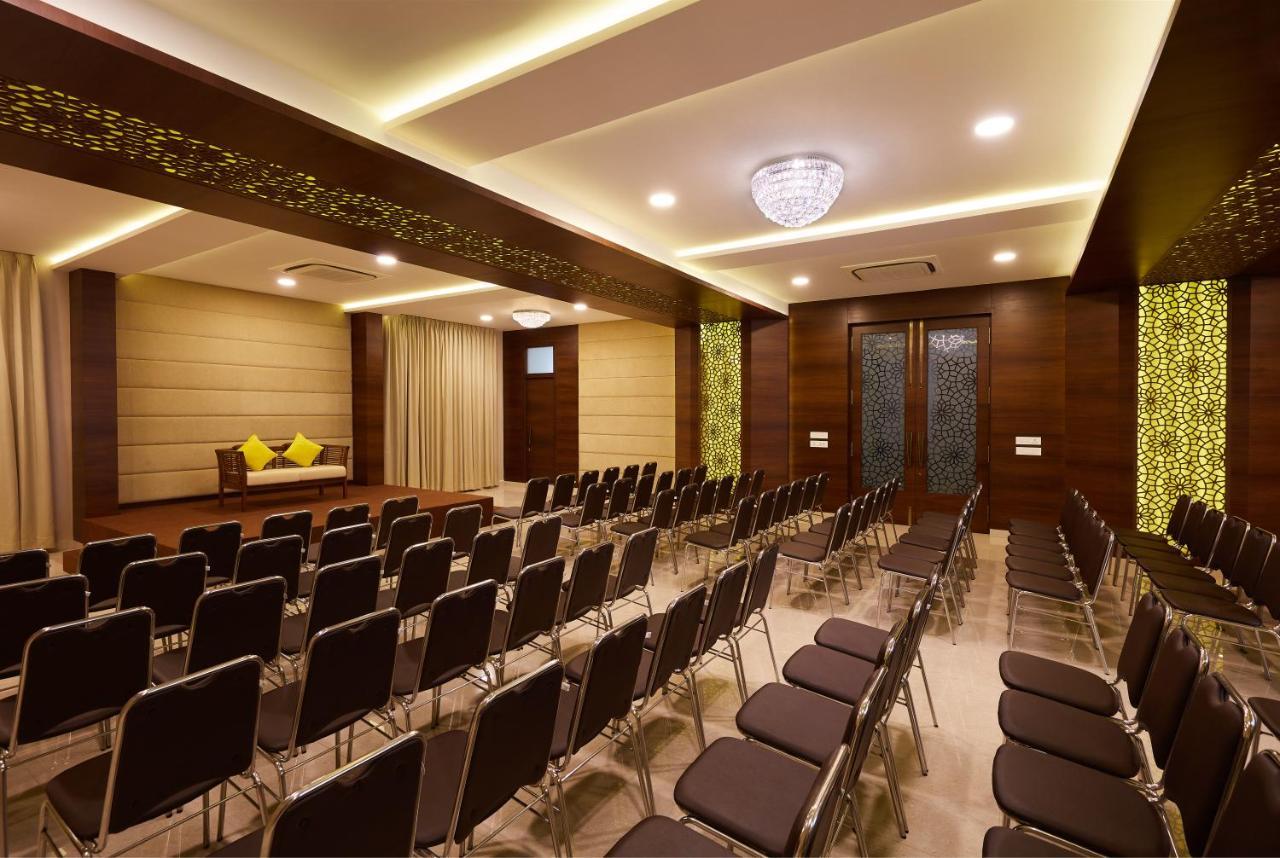 Acomodação com café da manhã  Kamar Residences And Banquets 3*
