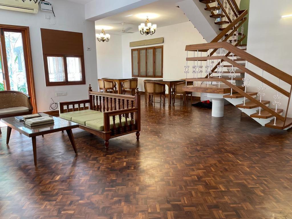 Bed & Breakfast Hanu Reddy Residences - Nawab Habibullah Avenue