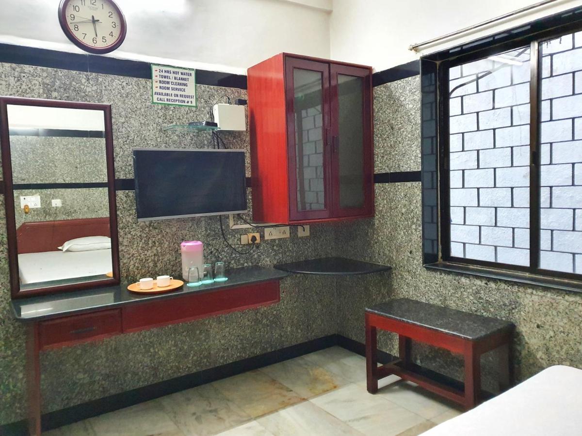 Lodge The Greens - Near Railway Station Chennai