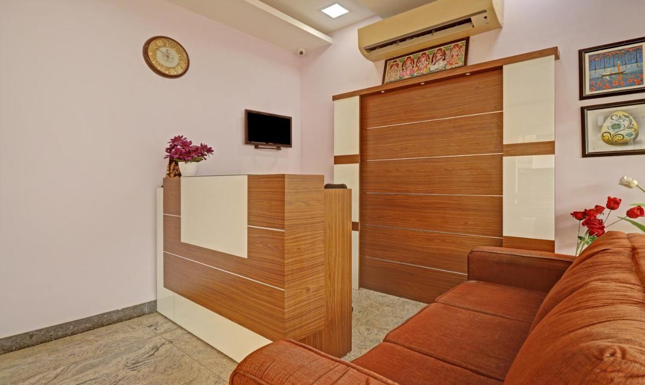 Itsy Rithika Blossoms Hotel 3*