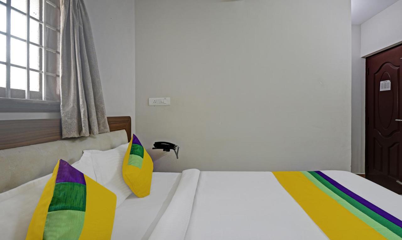 Hotel Itsy Rithika Blossoms