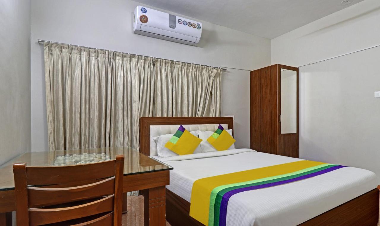 Itsy Rithika Blossoms Hotel 3*