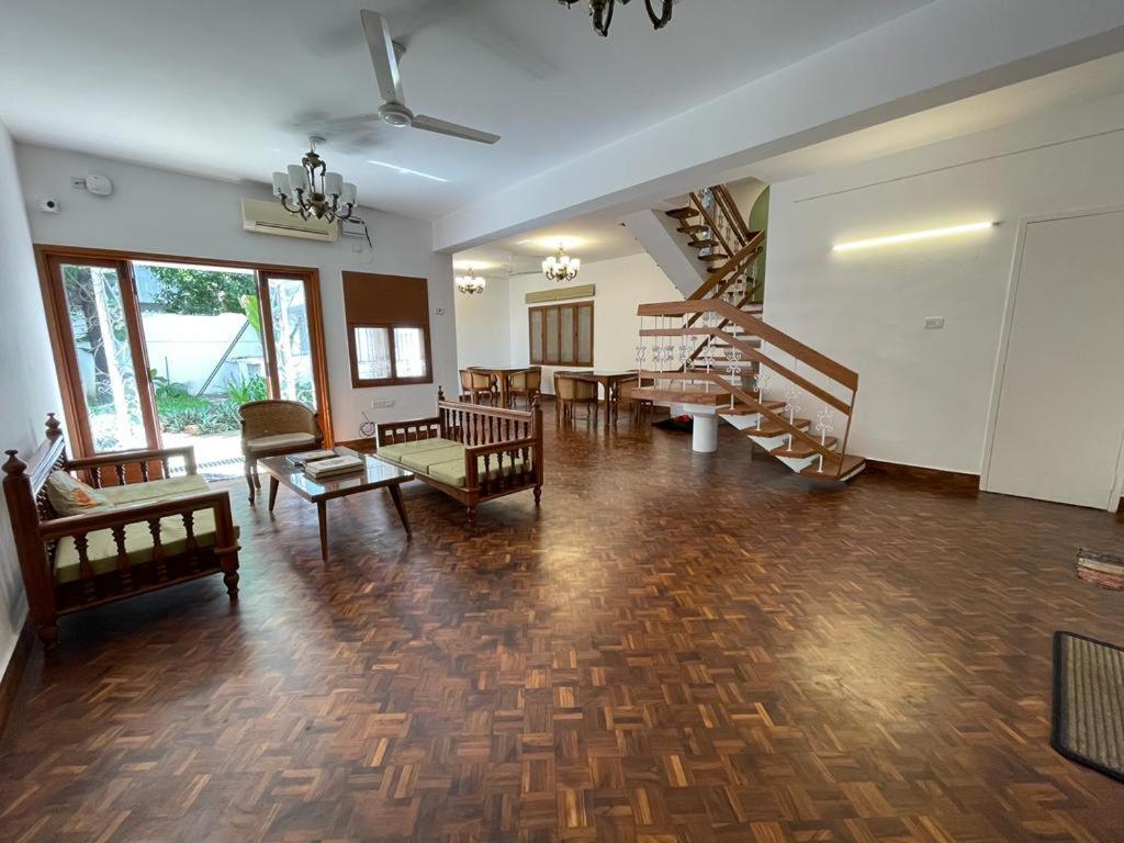 Hanu Reddy Residences - Nawab Habibullah Avenue Bed & Breakfast