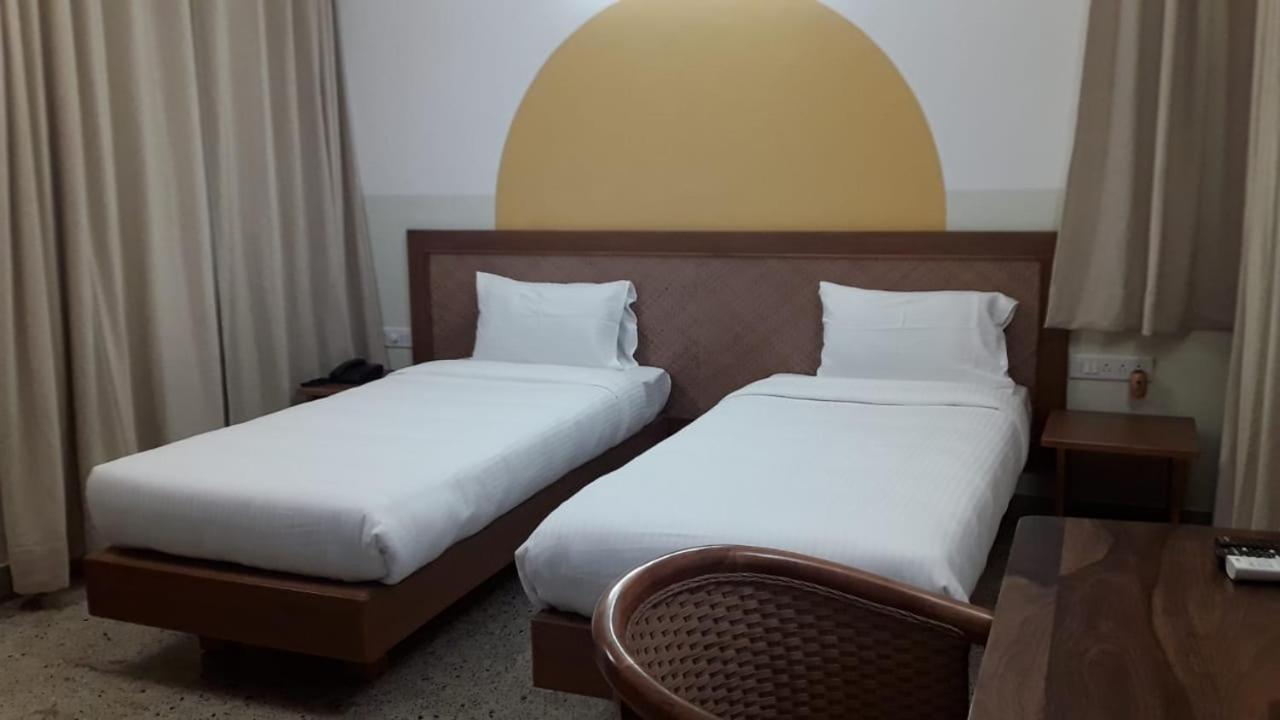 Hanu Reddy Residences - Nawab Habibullah Avenue Bed & Breakfast *