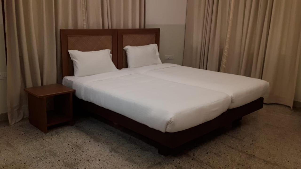 Hanu Reddy Residences - Nawab Habibullah Avenue Chennai