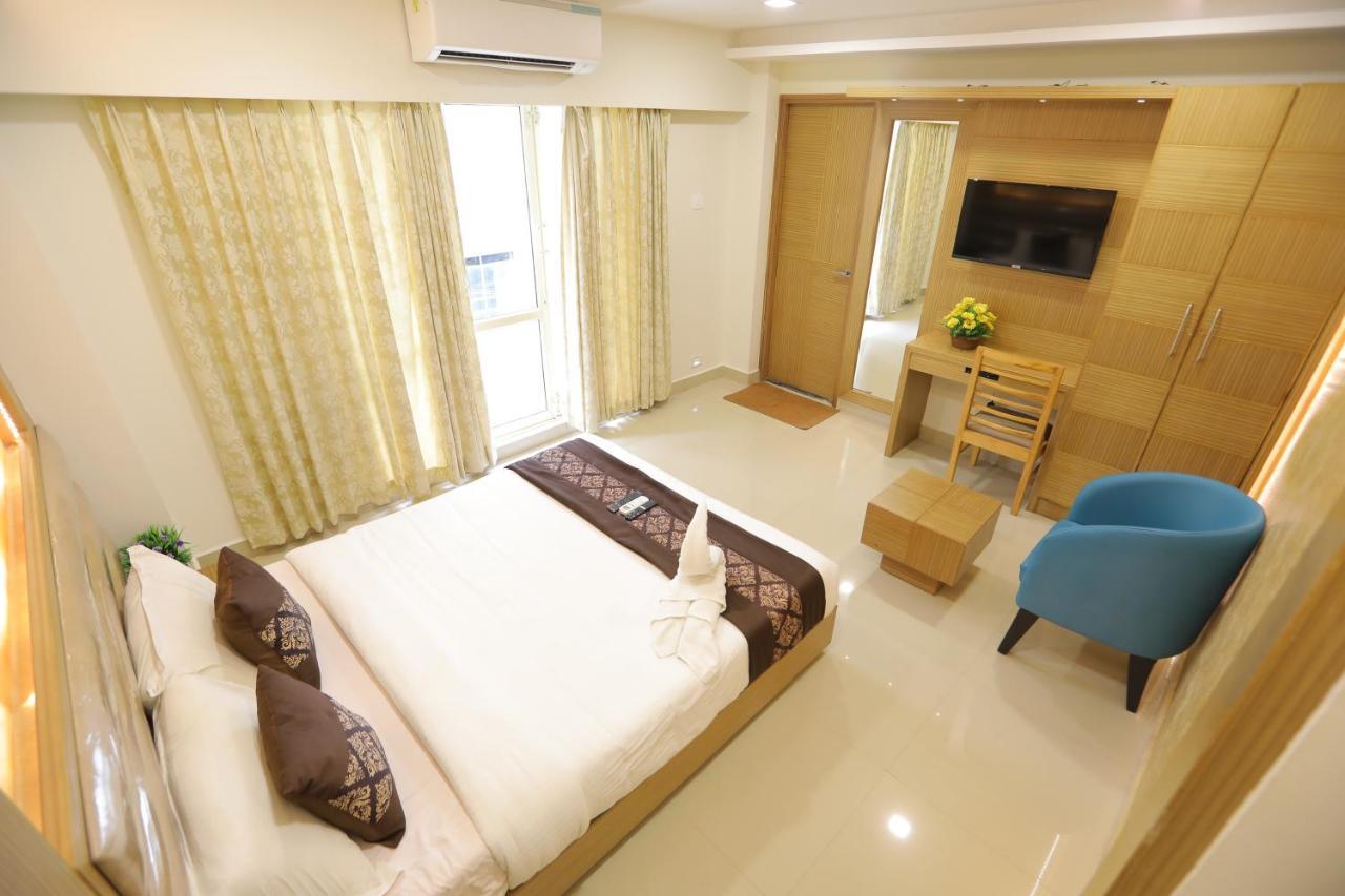 Greens - Business Class - Opposite Ripon Building Hotel