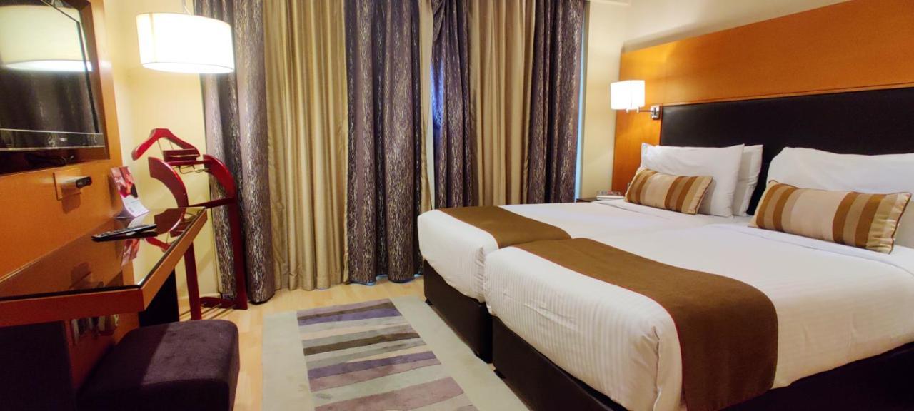 Turyaa - Omr It Expressway Hotel