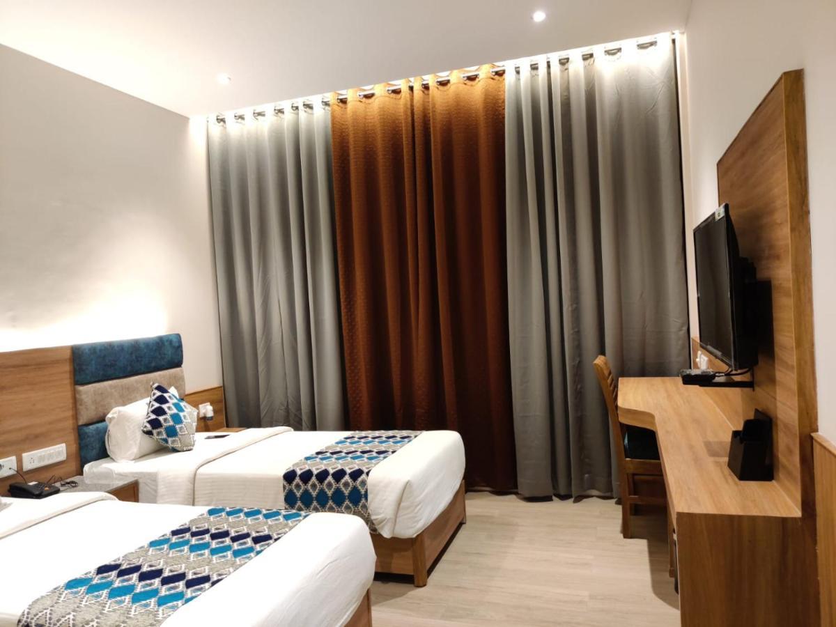 Resort Mermaid & Banquets 3*