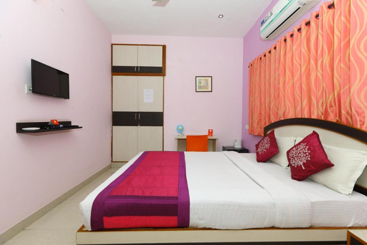 Hotel Oyo 2612 Fiesta House Chennai