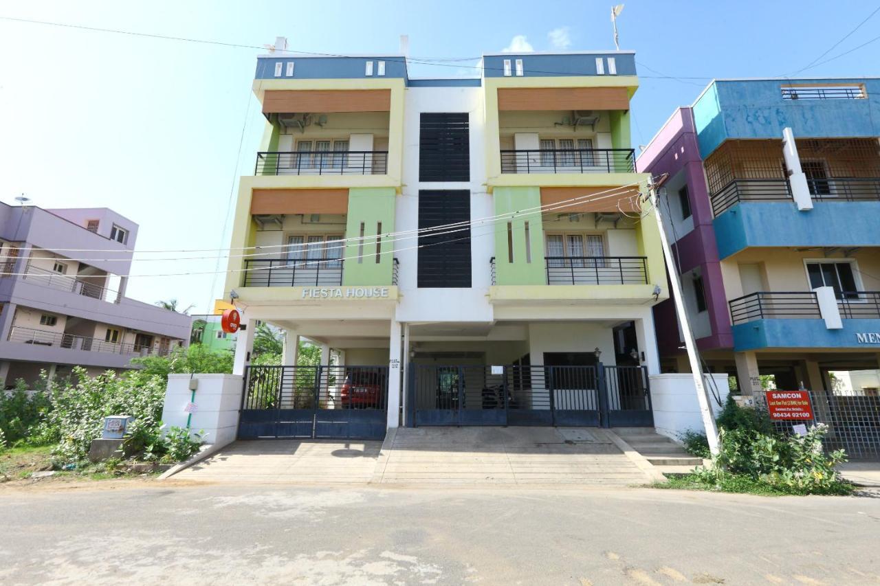 Hotel Oyo 2612 Fiesta House