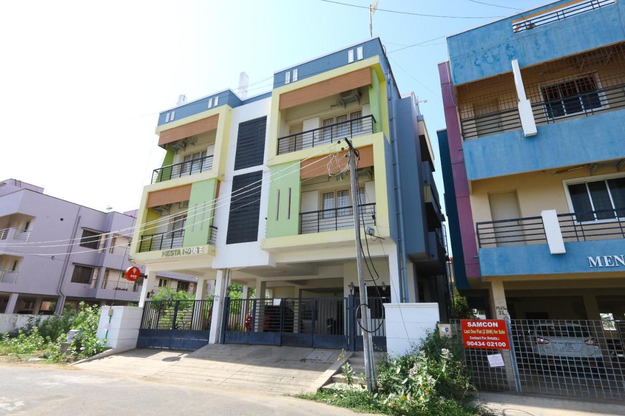 Oyo 2612 Fiesta House Hotel