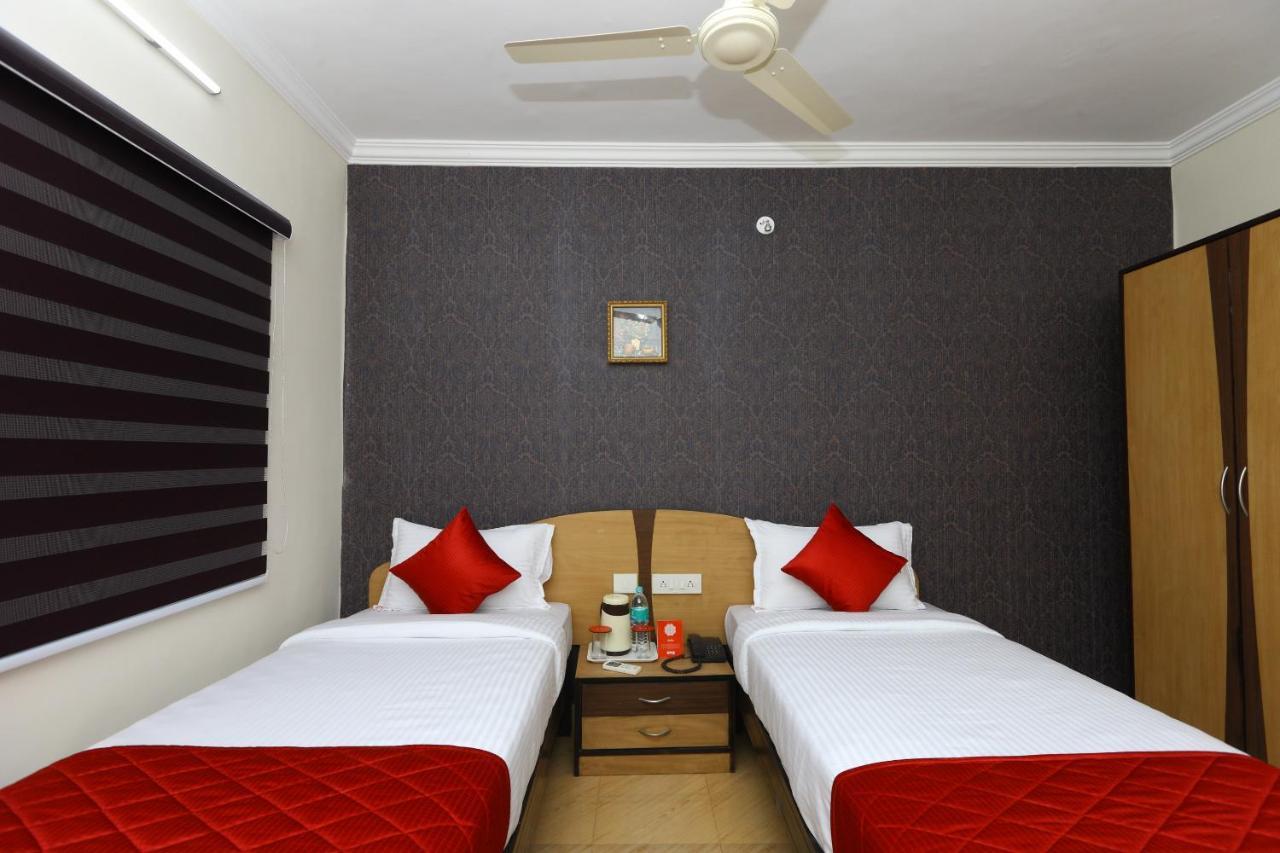 Hotel Oyo 9372 Rich
