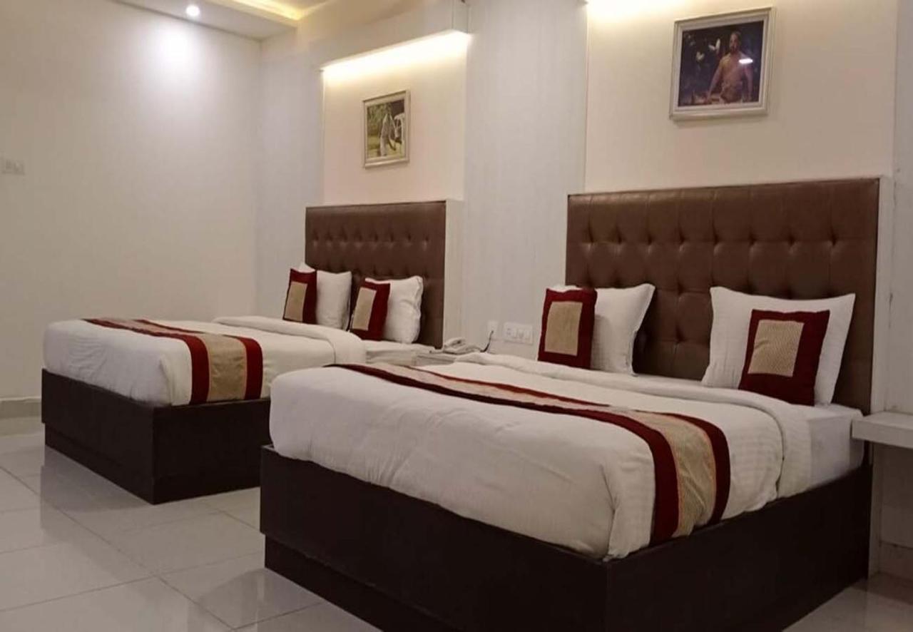 Cinemascope An Hotel