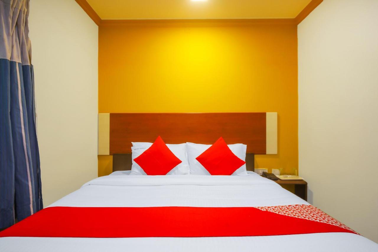 Oyo Flagship 76696 Skyry Hotels Chennai
