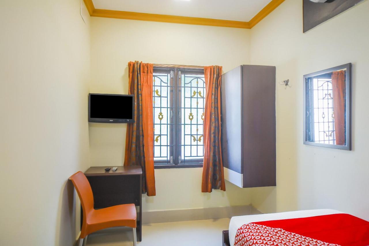 Hotel Oyo Flagship 76696 Skyry Hotels