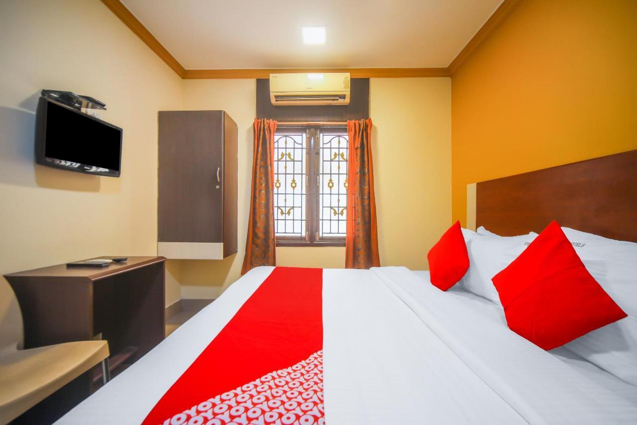 Oyo Flagship 76696 Skyry Hotels