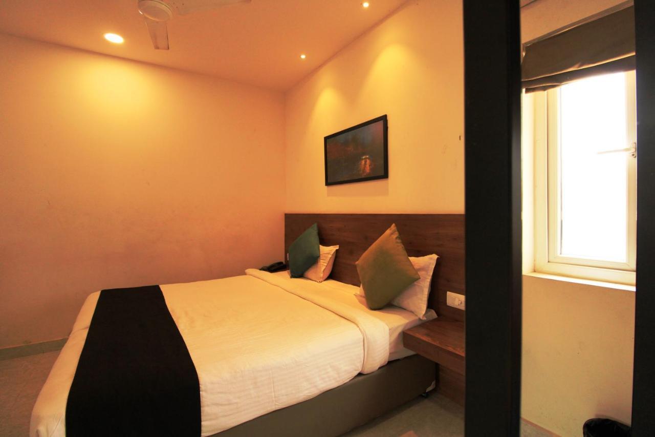 Arunaa Airport Hotel,chennai Hotel Chennai