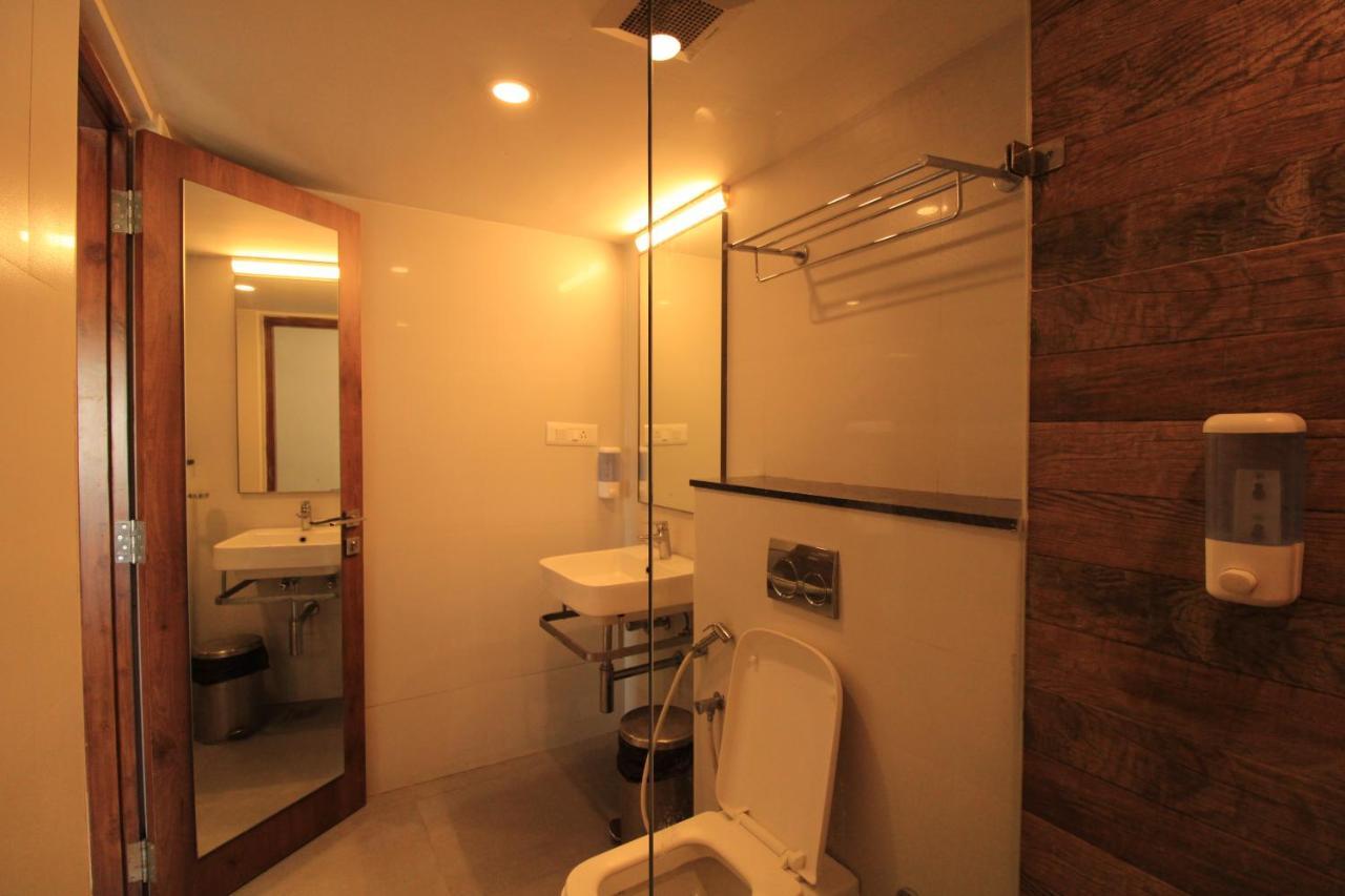 Hotel Arunaa Airport Hotel,chennai 2*