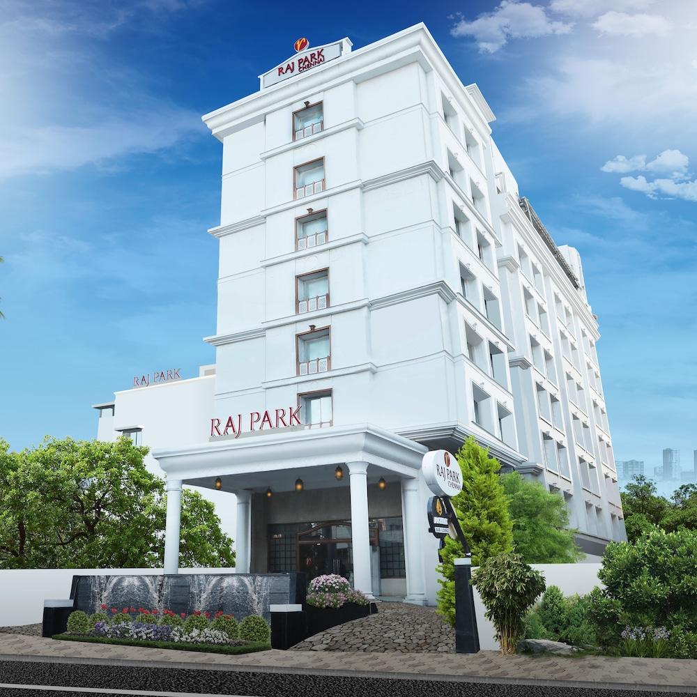 Raj Park Hotel 4*
