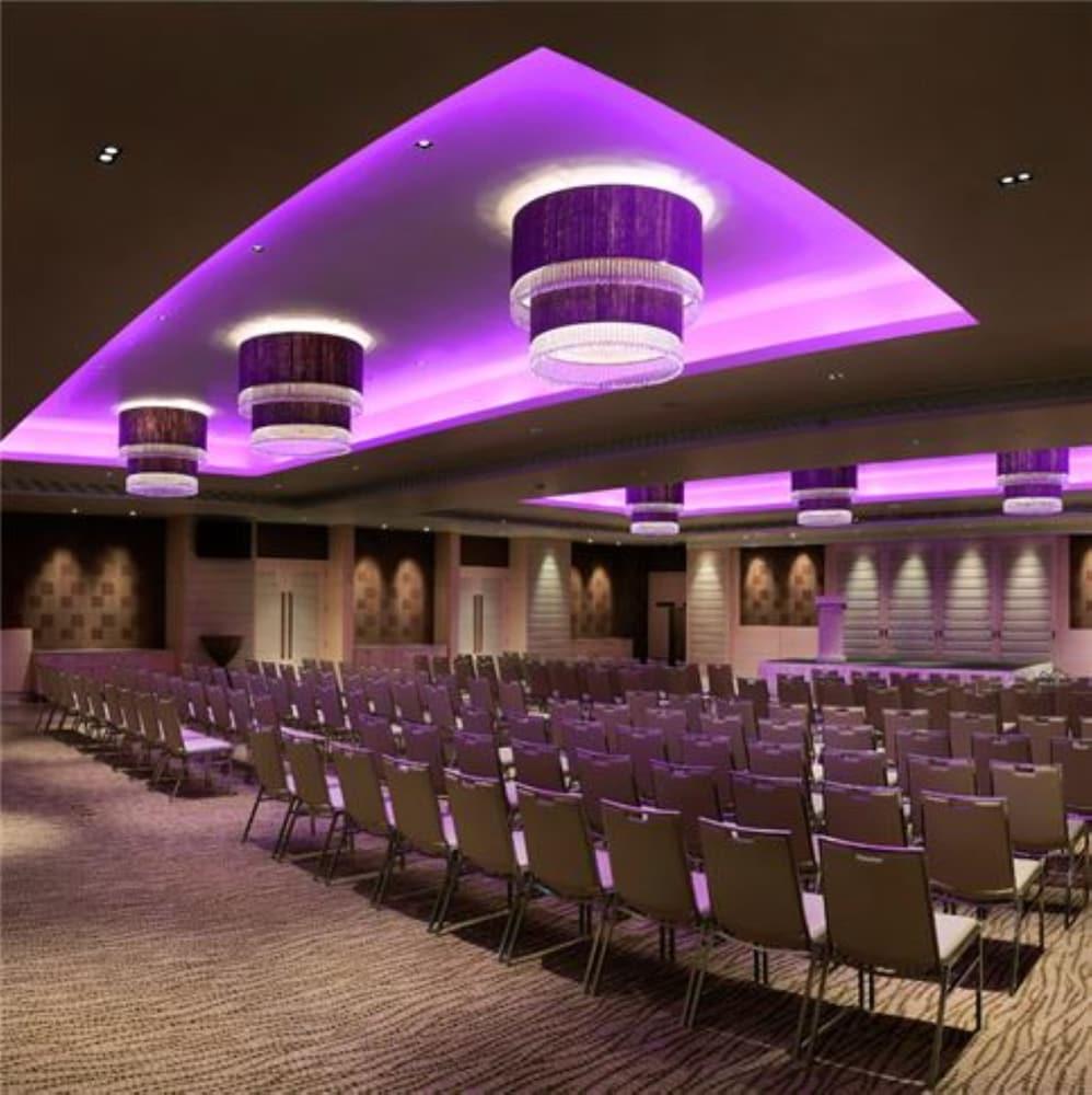 Hotel Pullman Anna Salai 5*
