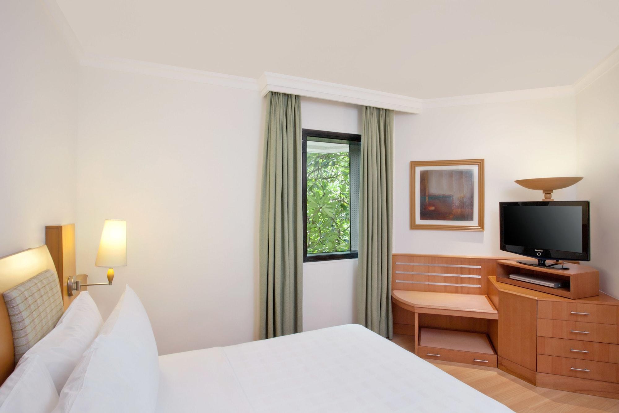 Trident Hotel 5*