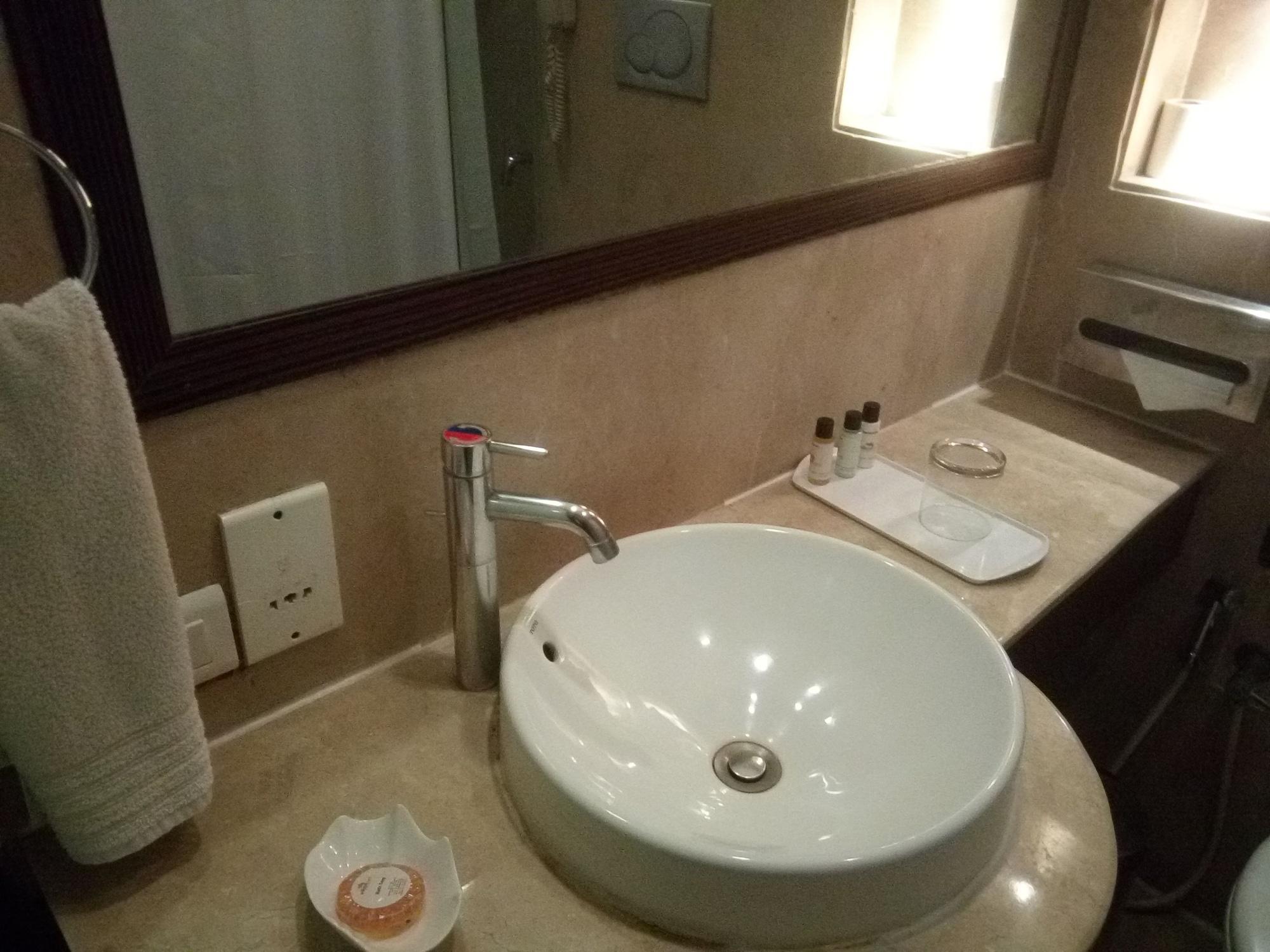Pride Hotel, Hotel 4*