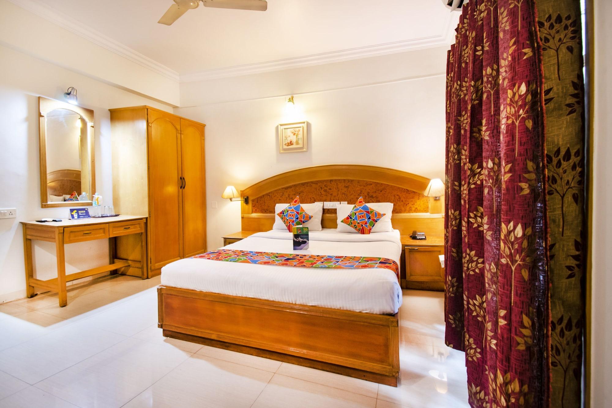 Fabhotel Metro Manor Central Station Hotel 3*