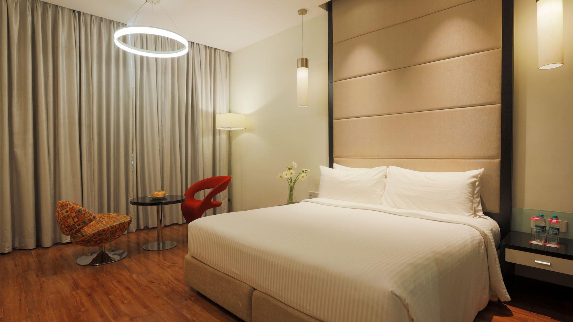 E Hotel 4*