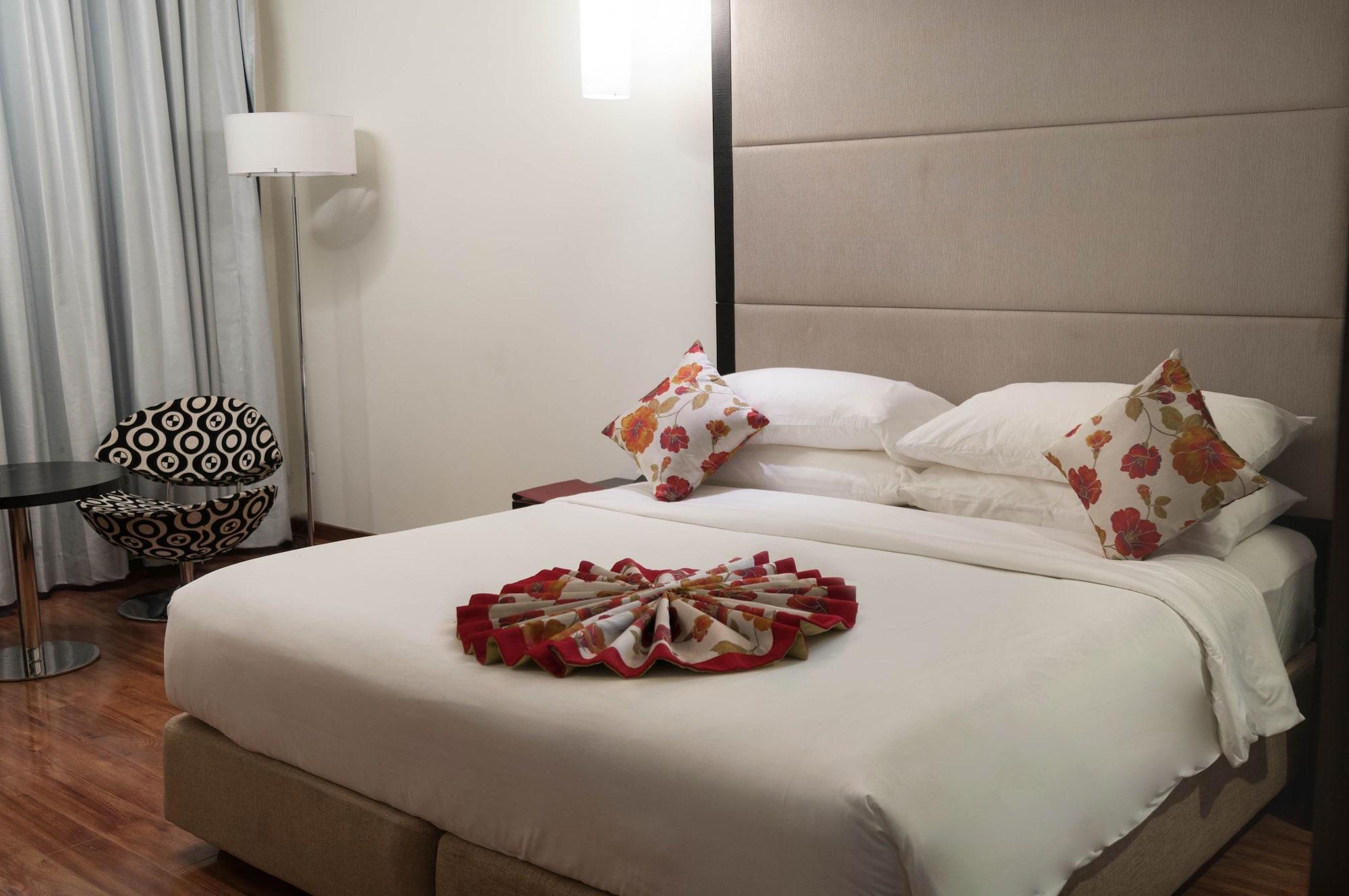 E Hotel